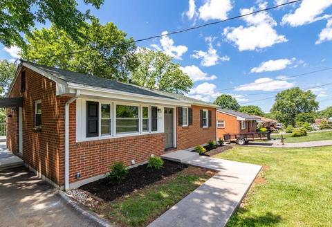 643 E Augusta Ave, Vinton, VA 24179 photo 3