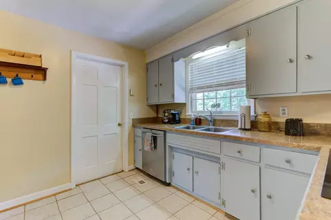 226 Arthur Cir, Ferrum, VA 24088 photo 13