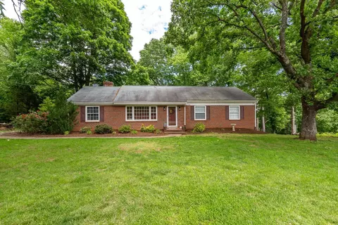226 Arthur Cir, Ferrum, VA 24088 photo 1