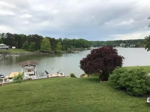 313 Emerald Pointe, Penhook, VA 24137 photo 11