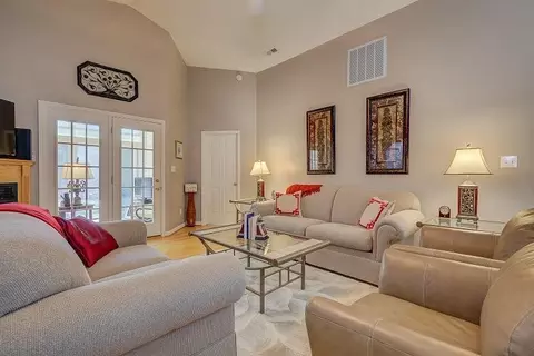 4248 Daugherty Rd, Salem, VA 24153 photo 3