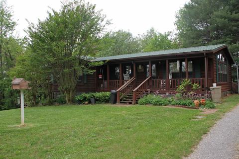 1980 Thaxton School Rd, Thaxton, VA 24174 photo 6