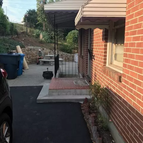 318 Frontier Rd NE, Roanoke, VA 24012 photo 8