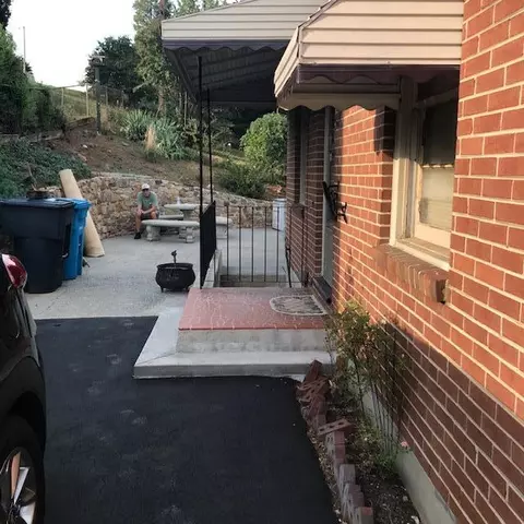 318 Frontier Rd NE, Roanoke, VA 24012 photo 7