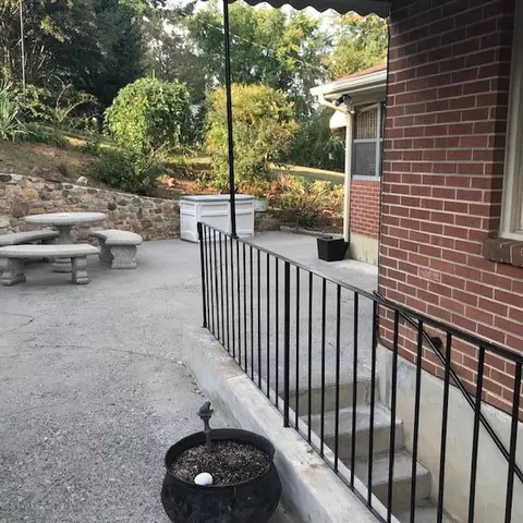 318 Frontier Rd NE, Roanoke, VA 24012 photo 13