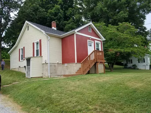 4820 Daniel Rd, Roanoke, VA 24014 photo 1