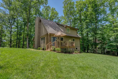 107 View Dr, Goodview, VA 24095 photo 37