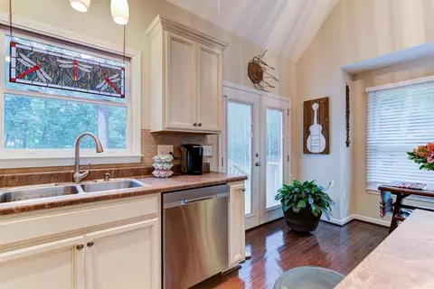 107 View Dr, Goodview, VA 24095 photo 12