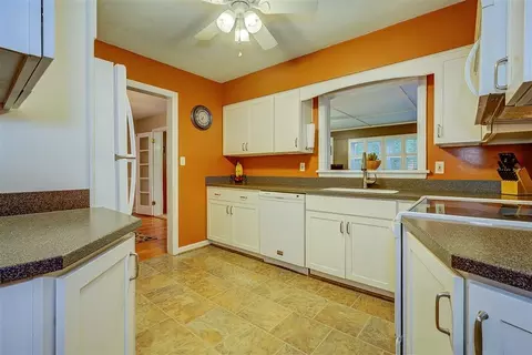 6924 Brookview Rd, Roanoke, VA 24019 photo 11