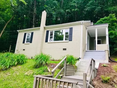 1899 S Carpenter Dr, Covington, VA 24426 photo 2