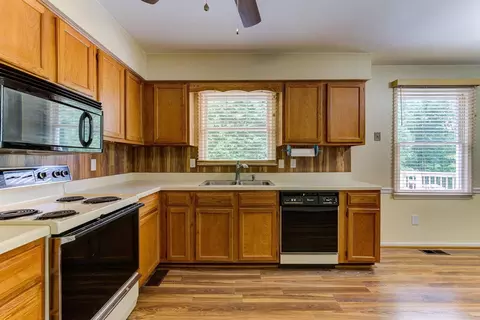 100 Brightview Ct, Goodview, VA 24095 photo 9