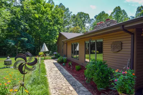 413 Brookledge Dr, Vinton, VA 24179 photo 2