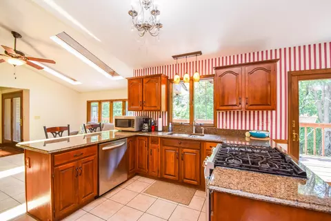 413 Brookledge Dr, Vinton, VA 24179 photo 16