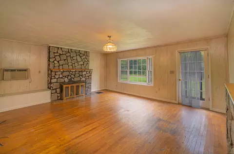 1681 Hayden Loop, Eagle Rock, VA 24085 photo 3