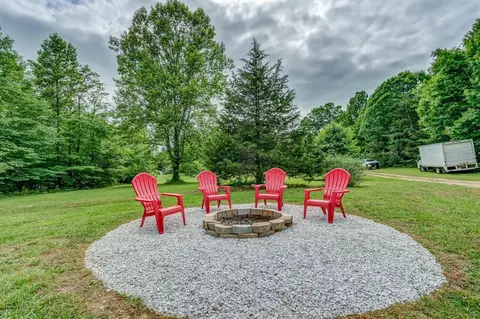 240 Game Trail Dr, Ferrum, VA 24088 photo 4