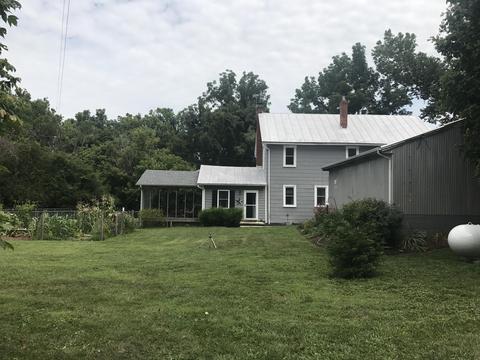 6 Chapel Rd, Buchanan, VA 24066 photo 2