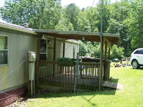 363 Ruby Rd, Fincastle, VA 24090 photo 3