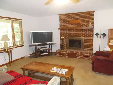 2220 Yorkshire Dr, Sandy Level, VA 24161 photo 2