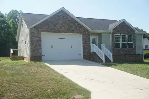 200 Indian Ridge Dr, Moneta, VA 24121 photo 4