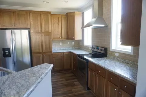 200 Indian Ridge Dr, Moneta, VA 24121 photo 3