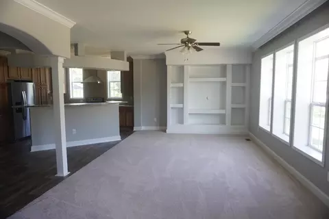 200 Indian Ridge Dr, Moneta, VA 24121 photo 2