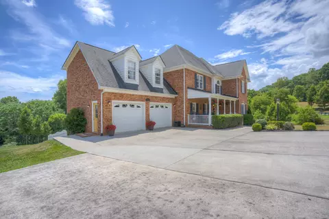 1227 Ty Bluff Rd, Forest, VA 24551 photo 2