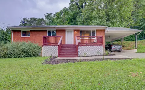 419 Eugene Dr NW, Roanoke, VA 24017 photo 1