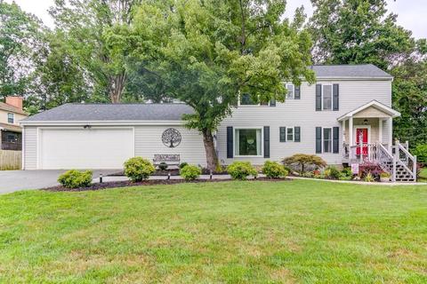 5310 Canoe Cir, Salem, VA 24153 photo 1