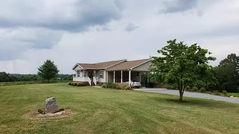 318 Laprade Mill Rd, Penhook, VA 24137 photo 3