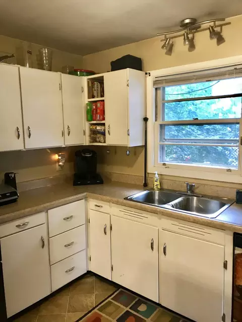 1102 Howbert Ave SW, Roanoke, VA 24015 photo 9