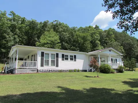 571 Dagger Spring Rd, Eagle Rock, VA 24085 photo 1