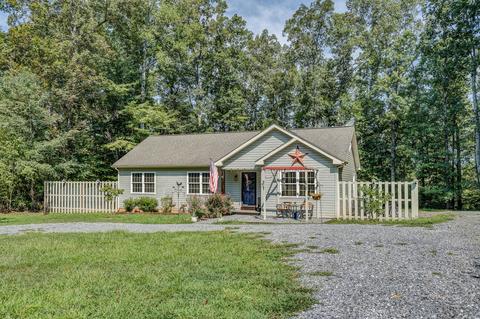 613 Gap Bridge Rd, Moneta, VA 24121 photo 2