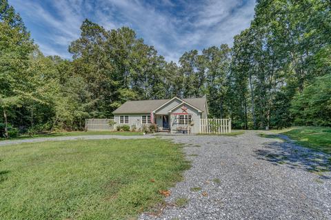 613 Gap Bridge Rd, Moneta, VA 24121 photo 3