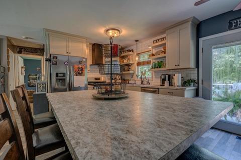 613 Gap Bridge Rd, Moneta, VA 24121 photo 11