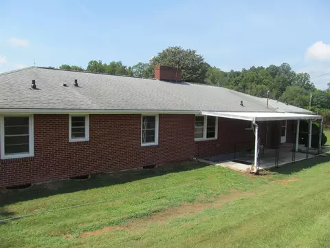 1922 Prease Rd, Buchanan, VA 24066 photo 3