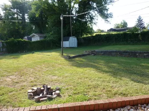 206 E Hill Ct, Salem, VA 24153 photo 15