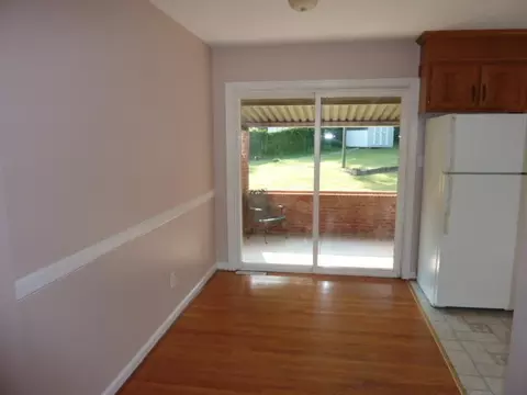 206 E Hill Ct, Salem, VA 24153 photo 5