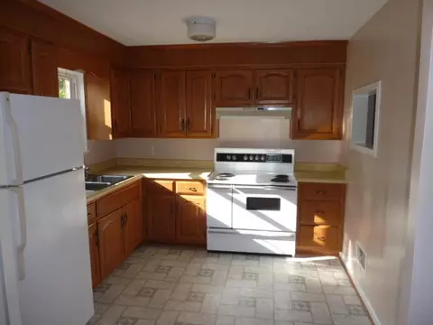 206 E Hill Ct, Salem, VA 24153 photo 3