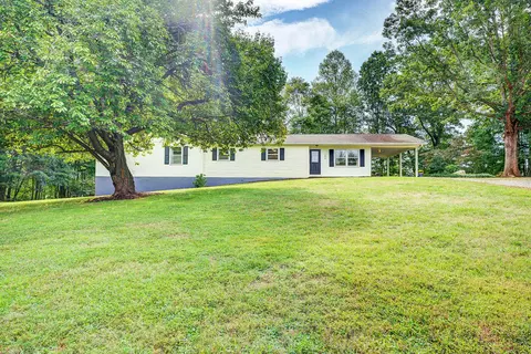 194 Marks Path, Henry, VA 24102 photo 2