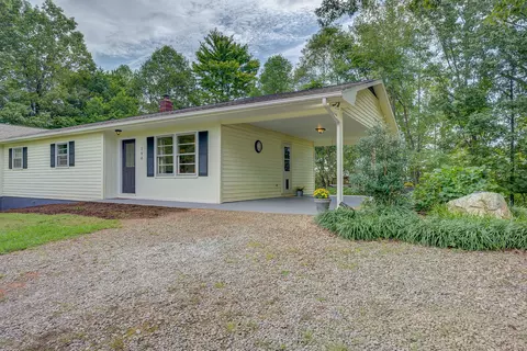 194 Marks Path, Henry, VA 24102 photo 4
