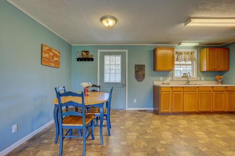 59 Windmill Ln, Eagle Rock, VA 24085 photo 15