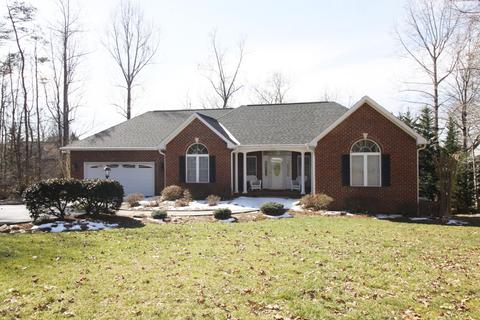 355 Cross Harbour Dr, Penhook, VA 24137 photo 2
