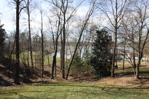355 Cross Harbour Dr, Penhook, VA 24137 photo 4