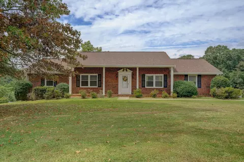 203 Regency Dr, Goodview, VA 24095 photo 1
