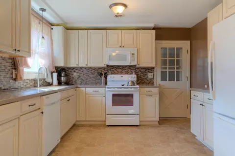 6083 Springer Ave, Dublin, VA 24084 photo 7