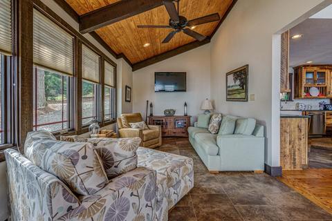 5928 Smith Mountain Rd, Penhook, VA 24137 photo 19