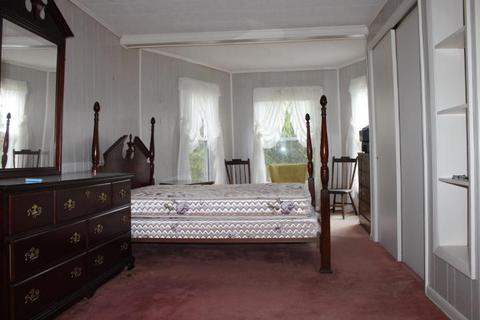 148 Boyd St, Buchanan, VA 24066 photo 9