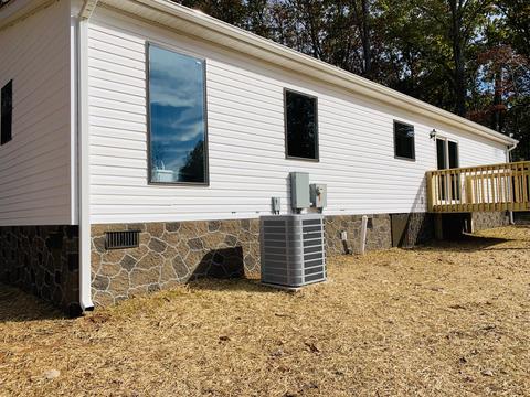 1271 Flint Hill Rd, Moneta, VA 24121 photo 5