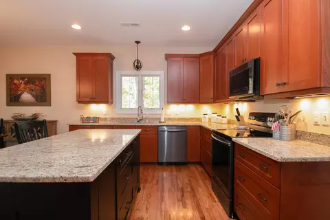 42 Windward Pointe Dr, Moneta, VA 24121 photo 16