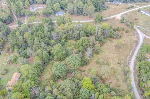 1576 Pineview Dr, Vinton, VA 24179 photo 35